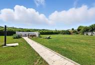 HOCHKARÄTIGES WOHNEN IN GRÜNRUHELAGE! WOHLFÜHL-REFUGIUM DER EXTRA KLASSE: TRADITION TRIFFT MODERNSTEN KOMFORT!