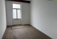 Altbau-Villa mit prunkvoller Fassade in Knittelfeld zur Sanierung mit Garten und Parkplatzmöglichkeiten