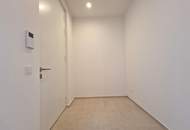 "Reihenhaus" - Wohnung mit kl. Garten und Terrasse - nähe Bahnhof Meidling - AB SEPTEMBER