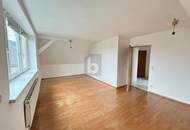 MEHRPARTEIENHAUS MIT ENTWICKLUNGSPOTENZIAL AUF GEWERBEGRUNDSTÜCK