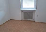 5122 Ach: Geräumige Vierzimmer Etagenwohnung zu vermieten!