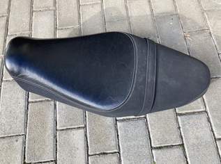 Yamaha XSR 700 Original Sitzbank, 119 €, Marktplatz-Sportgeräte & Zubehör in 7301 Gemeinde Deutschkreutz Yamaha XSR 700 Original Sitzbank, 119 €, Marktplatz-Sportgeräte & Zubehör in 7301 Gemeinde Deutschkreutz