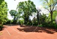 Einfamilienhaus in zentraler Bestlage mit Tennisplatz auf parkähnlichem Grund!