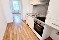 Kleinformat mit Wow-Effekt - Blick ins Grüne, U-Bahn ums Eck! Entzückende Kleinwohnung im ruhigen Hoftrakt! 2 toll aufgeteilte Zimmer + Angenehme Ruhelage in 1030 Wien + Schönes Altbauhaus!