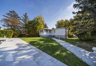 Villa mit Nebengebäude und Pool in Top-Ruhelage