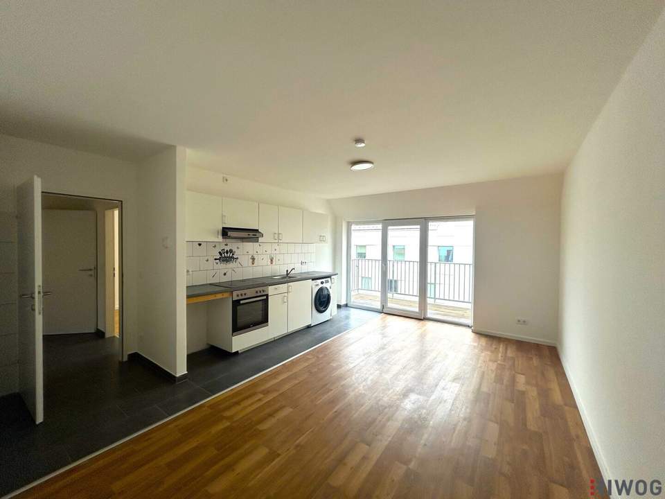 Balkonwohnung im Dachgeschoss - 3 Zimmer mit Wohnküche - Nähe Quellenstraße und Matzleinsdorfer Platz