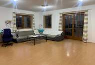 Gemütliches Landhaus mit Einliegerwohnung in erhöhter Waldrandlage - Sehr ruhig gelegen!