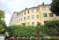 Helle Büroräume in Zentrumsnähe in Haag zu vermieten