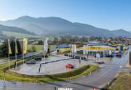 Autohaus mit Werkstatt und befestigten Ausstellungsflächen in Langenwang