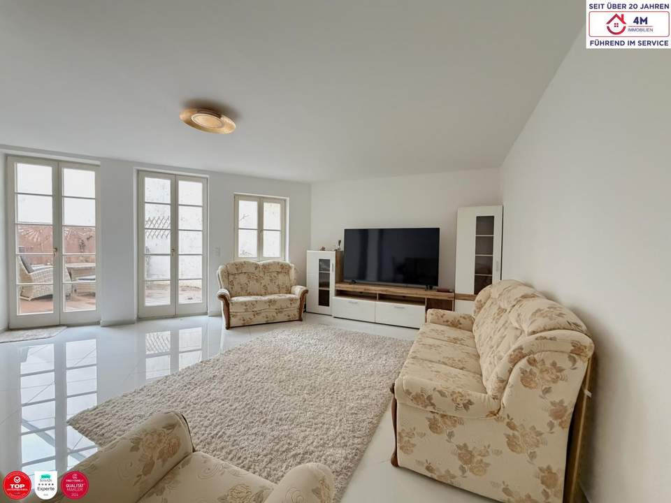 Top sanierte 4-Zimmer-Gartenwohnung mit 115 m² Wohnfläche und 25 m² Garten