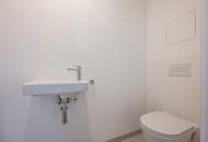 ++MOLLARD 50++ Outstanding 2-room apartment in a prime central location (1/4)