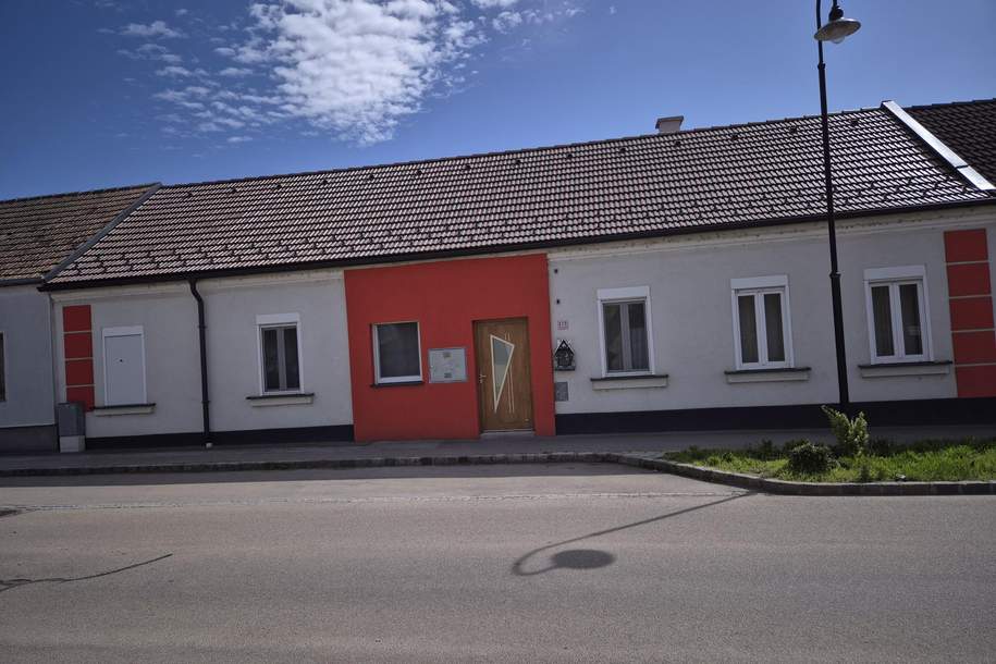 Charmantes Einfamilienhaus mit kleinem Weinkeller, Haus-kauf, 215.000,€, 2020 Hollabrunn