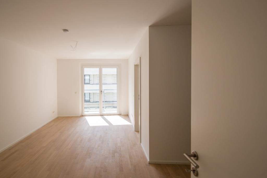 AB FEBRUAR: Moderne 2-Zimmer Wohnung mit hochwertiger Ausstattung (Kaiserstraße/ Ecke Neustiftgasse)