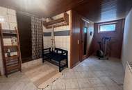 "Solides, Charmantes Haus mit Garten und Pool"