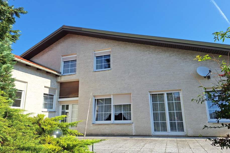 EINFAMILIENHAUS MIT GROSSEM GRUND, Haus-kauf, 550.000,€, 3133 Sankt Pölten(Land)