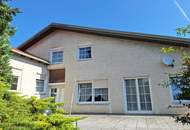 EINFAMILIENHAUS MIT GROSSEM GRUND