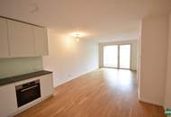 Ruhelage: Schöne 2-Zimmer-Wohnung mit Loggia in Augartennähe