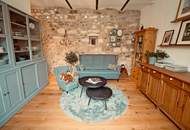 “Königlich! Ihr einzigartiger Familiensitz!"