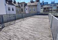TERRASSENHIT, LORYSTRASSE, vermietete 50 m2 Neubau mit 38 m2 Terrasse, 2 Zimmer, Komplettküche, Duschbad, Parketten, 4. Liftstock
