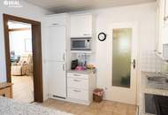 Schöne, ruhige Liegenschaft in guter Nachbarschaft - 145m² Wfl., 4,5 Zi., Doppelgarage, Carport, Keller und Pool!