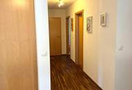 "Ein/Zwei/Dreifamilienhaus mitten im Ortszentrum!"