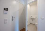 ++MOLLARD 50++ Modern 2-room apartment in a prime downtown location (1/16)