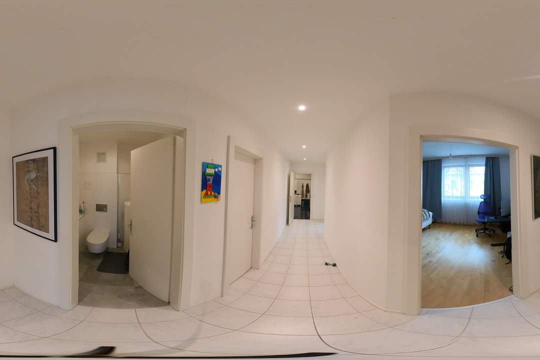 "Großzügige 215 m² Wohnung mit 35 m² Terrasse in Innenhoflage!"