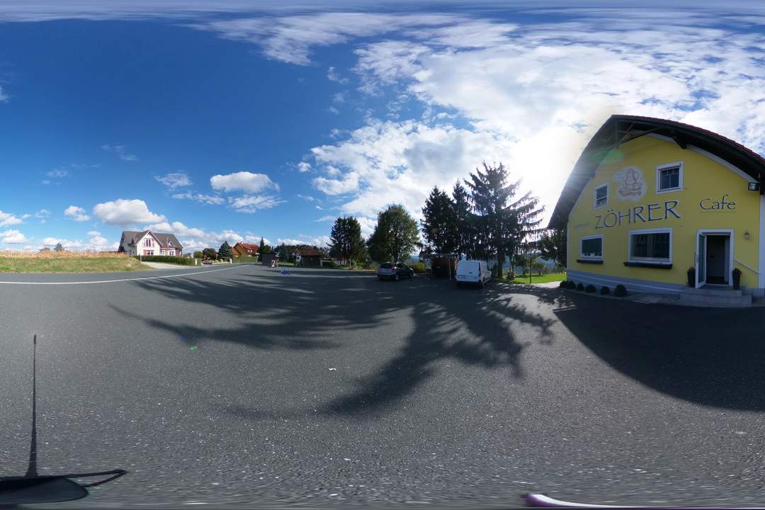 Wohnen mit traumhaften Ausblick wo andere Urlaub machen, Vielseitiges Haus für Familien, Ferienwohnungen und vielen anderen Möglichkeiten.