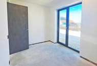 NEUER PREIS Exklusiver Wohntraum – Neubau-Bungalow mit Pool &amp; Doppelgarage - Erstbezug