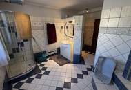 Modernisiertes Haus mit Nebengebäude im Dreikanthof-Stil! Sonniger und ebener Eigengrund