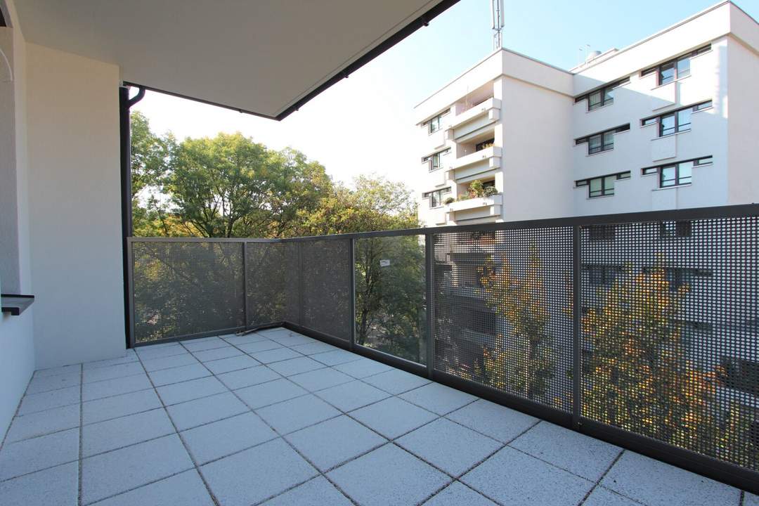 Investieren in die Zukunft! Unbefristet vermietete 4-Zimmer-Wohnung mit Balkon