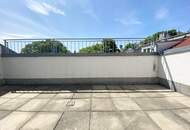 ++ NEU ++ TOLLE MAISONETTE - VIER Zimmer mit TERRASSE - Altbau