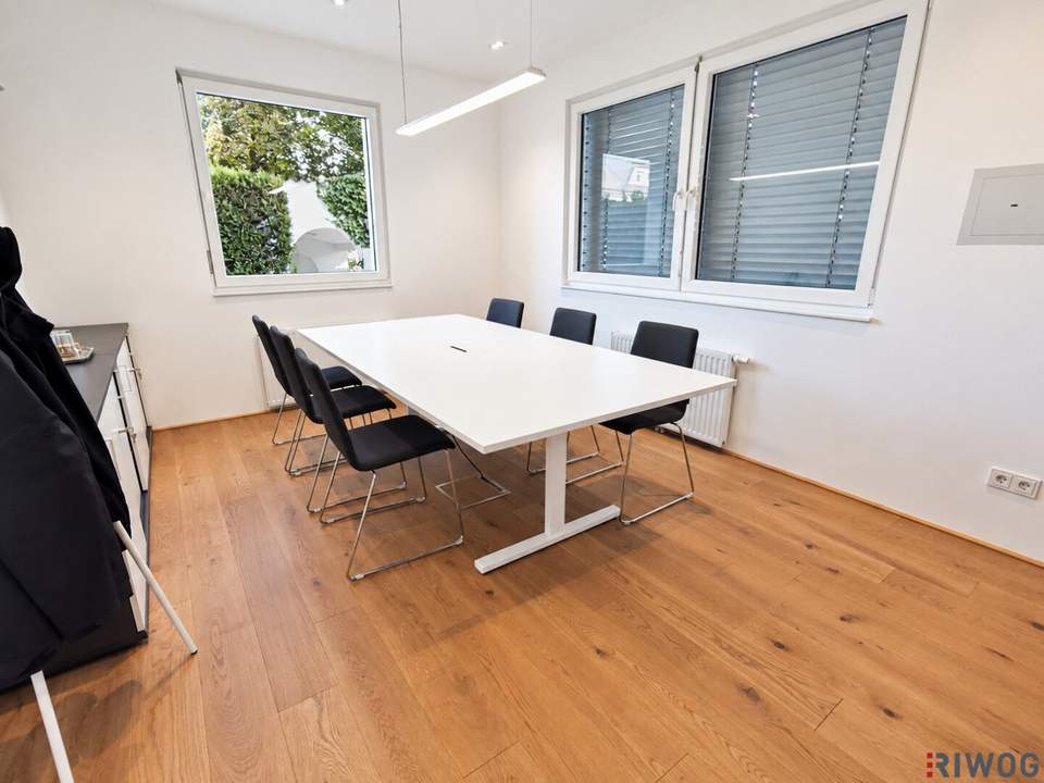 Topsaniertes 99m² EG-Büro mit eigenem Vorgarten | Moderne Ausstattung inkl. Teeküche und Klima