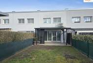 Modernes Niedrigenergie-Reihenhaus mit Garten, Terrasse und zwei Stellplätzen in ruhiger Lage von Theresienfeld