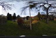 Sanierungsbedürftiges Mehrfamilienhaus mit großem Grundstück und hoher Bebauungsdichte