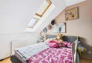 Große Dachgeschoßwohnung mit Wintergarten und Klimaanlage