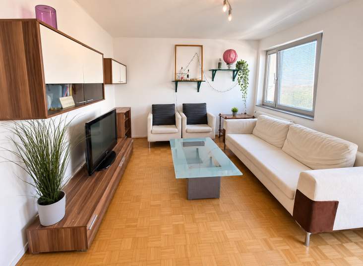 WOHNUNG IM 5. LIFTSTOCK MIT SEHR GUTER INFRASTRUKTUR