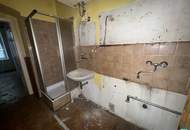 NEU - Sanierungsbedürftige 2 Zimmer - Altbauwohnung mit Entwicklungspotenzial – nahe Wiener Stadthalle