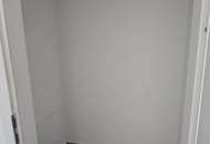 AKTION! 2 MONATE MIETFREI! GROSSE 2 ZIMMERWOHNUNG MIT LOGGIA!