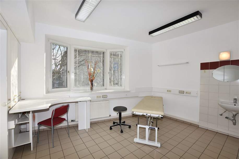 Veränderbare Räumlichkeiten für flexible Nutzung mit toller Anbindung, Gewerbeobjekt-miete, 698,00,€, 8020 Graz(Stadt)