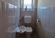 Großes Haus mit 2 Wohneinheiten und schönem Garten in ruhiger Lage in Neuhaus