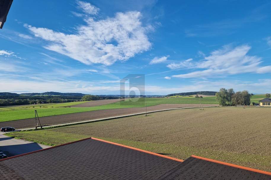 SCHÖNE RAUMAUFTEILUNG MIT TERRASSE UND GARTEN, Haus-miete, 4910 Ried im Innkreis