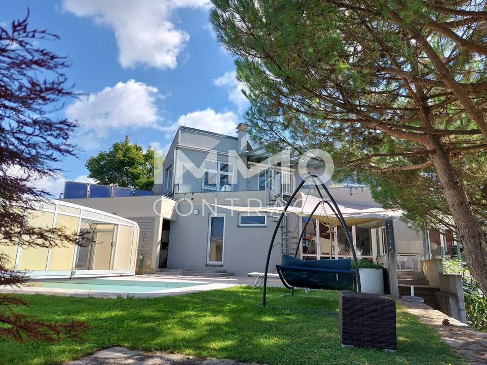 LASSNITZHÖHE NAHE GRAZ: EINZIGARTIGE LUXUSVILLA MIT ALLEN EXTRAS