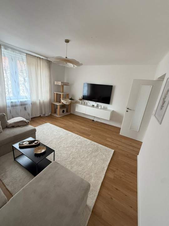 NACHMIETER GESUCHT ! NEUWERTIGE, super aufgeteilte 3 ZIMMER WOHNUNG mit toller Wohnküche