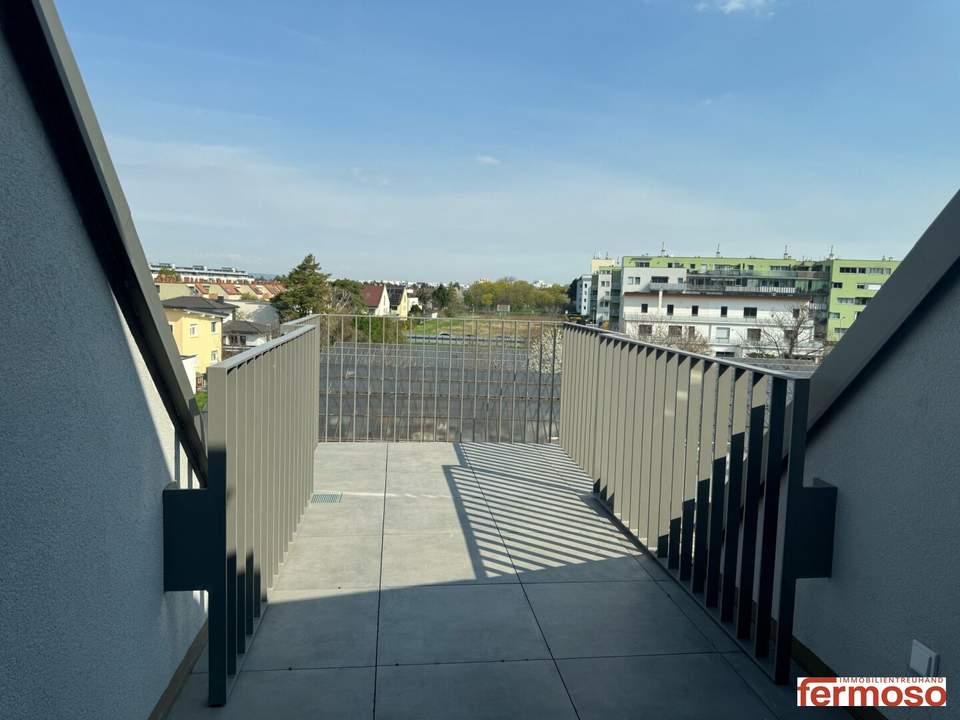 CITY LIGHT LIVING! ERSTBEZUG! PROVISIONSFREI!