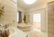 Mediterranes Wohngefühl im Weinviertel – Traumhaus mit Naturpool &amp; Weitblick