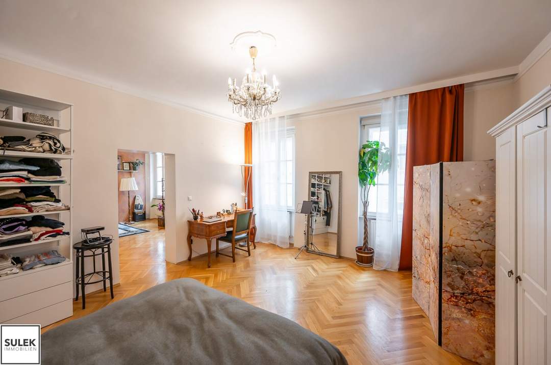 Charmante 2-Zimmer Altbau-Wohnung in bester Lage (Wiedner-Hauptstraße nähe TU-Wien)