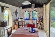 Exklusives Weingartendomizil - geschützte Alleinlage mit unverbauter Fernsicht - viel Platz auf mehreren Ebenen! Großer Wohnraum + ebenerdiger Wohnkeller (Provisionsfrei)