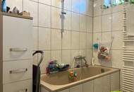 Familien-Idylle mit Pool und nachhaltiger Energieversorgung