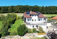 ZWEIFAMILIENHAUS IN ERHÖHTER GRÜNRUHELAGE MIT AUSBLICK